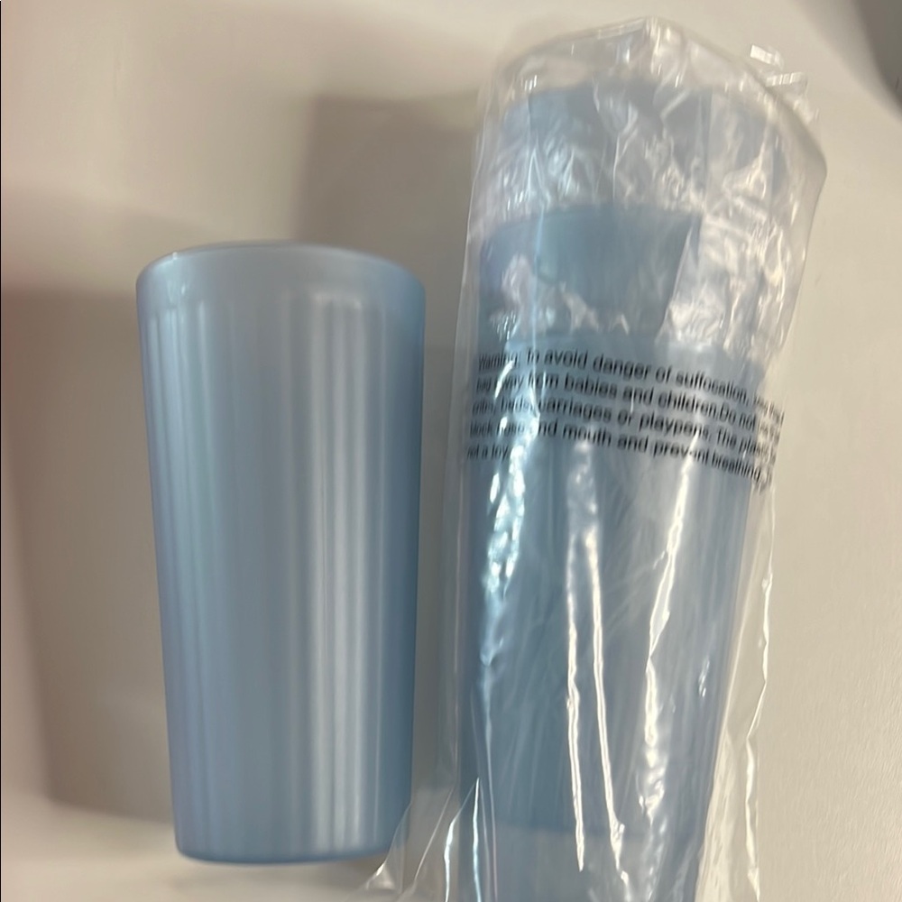 Set of Blue Plastic Tumblers 24 total